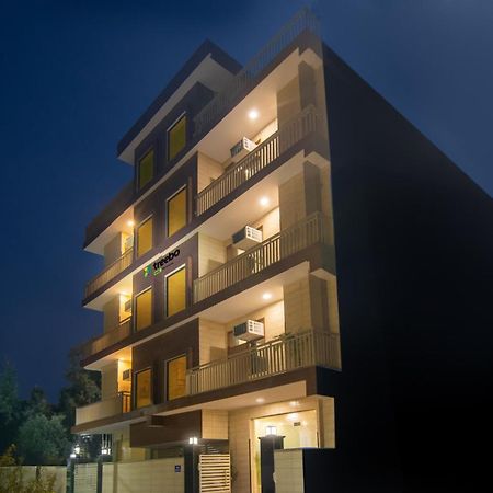 Treebo Elite Corporate, Sector 62 Hotell Noida Eksteriør bilde