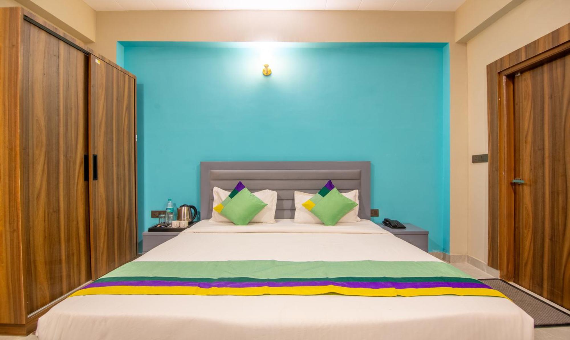 Treebo Elite Corporate, Sector 62 Hotell Noida Eksteriør bilde