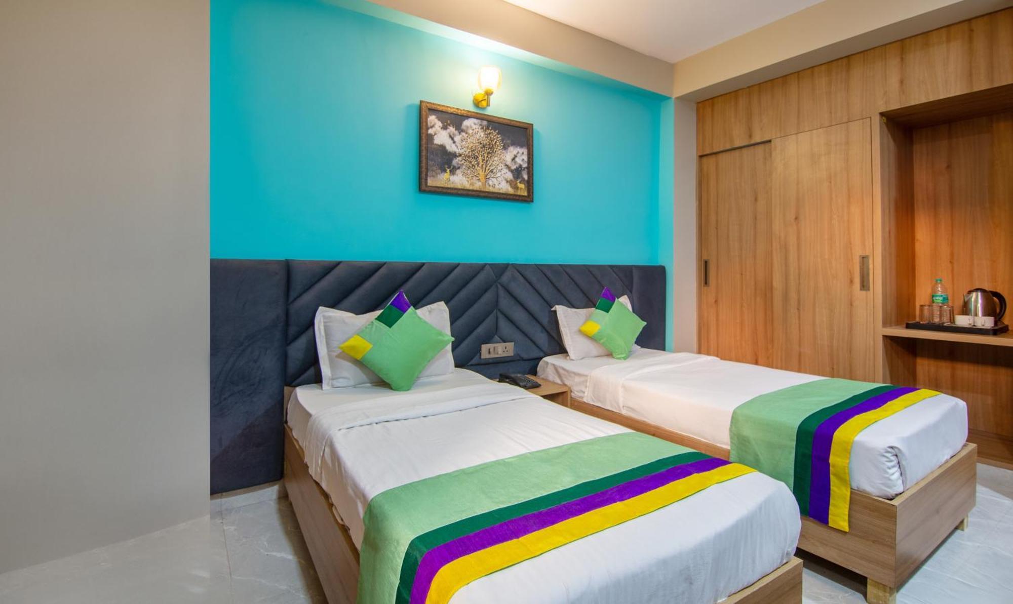 Treebo Elite Corporate, Sector 62 Hotell Noida Eksteriør bilde
